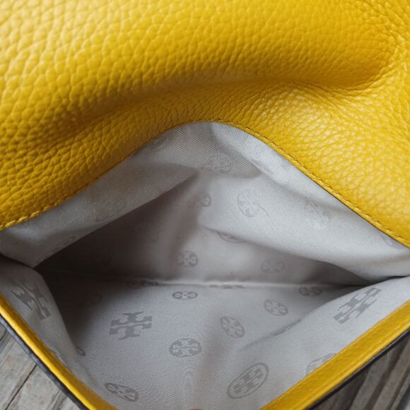 Tory Burch Yellow Leather Crossbody Bag with Tassels - Picture 3 of 9